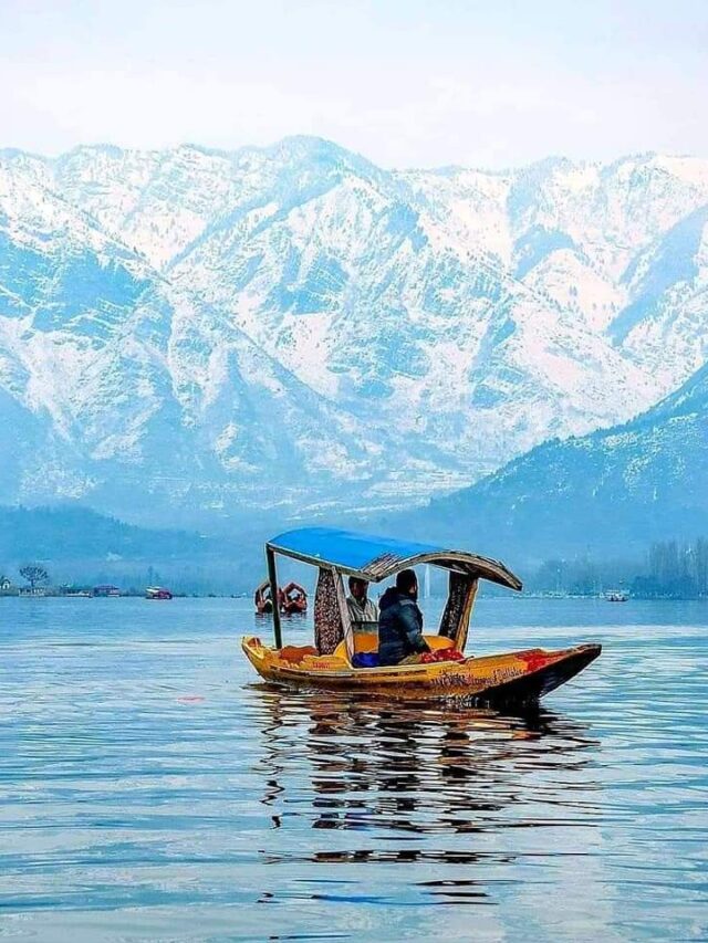 कश्मीर में घूमने के लिए 10 बेहतरीन जगहें: जरूर देखें आकर्षण